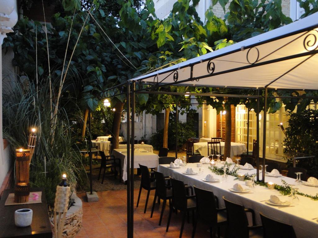 Hotel Restaurant Llansola Sant Carlos de la Ràpita Kültér fotó