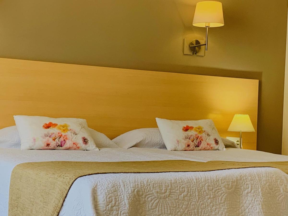 Hotel Restaurant Llansola Sant Carlos de la Ràpita Kültér fotó