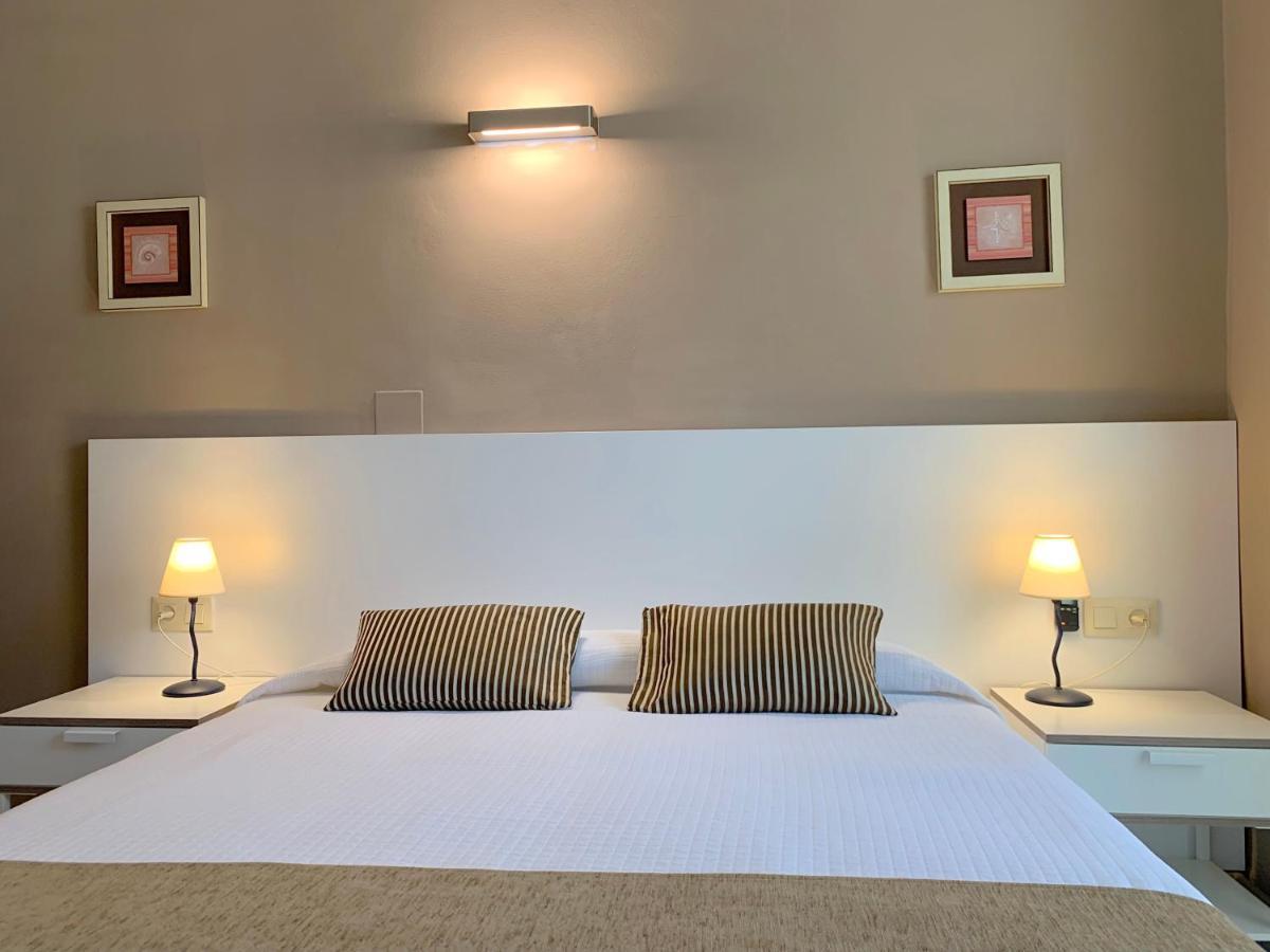 Hotel Restaurant Llansola Sant Carlos de la Ràpita Kültér fotó