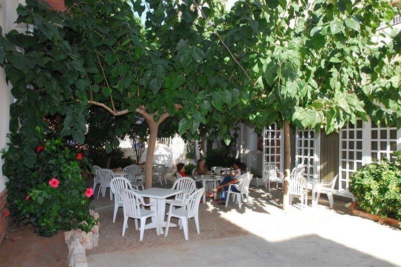 Hotel Restaurant Llansola Sant Carlos de la Ràpita Kültér fotó