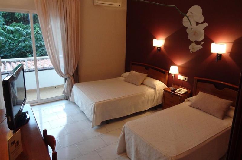 Hotel Restaurant Llansola Sant Carlos de la Ràpita Kültér fotó